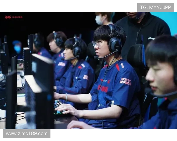 DOTA2战术解析:深入探讨JDG战队的盯防策略与执行技巧 DOTA2战术解析:深入探讨JDG战队的盯防策略与执行技巧