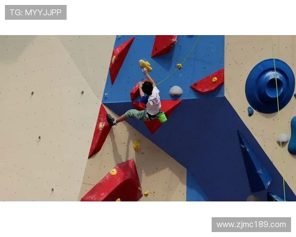 上海攀岩队节奏之争引发热议攀岩爱好者的不同声音与观点碰撞