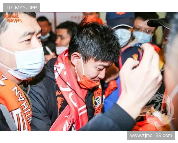 武汉篮球队个人能力引发热议球迷对球员表现的不同看法与争论