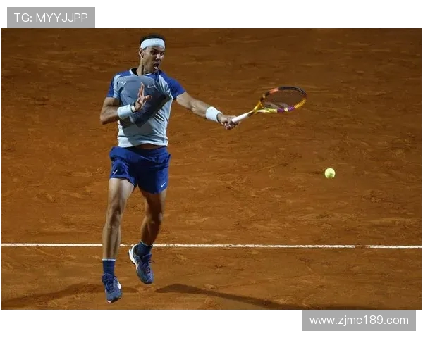 纳达尔与沙波瓦洛夫激战正酣谁将赢得这场网球巅峰对决 纳达尔与沙波瓦洛夫激战正酣谁将赢得这场网球巅峰对决